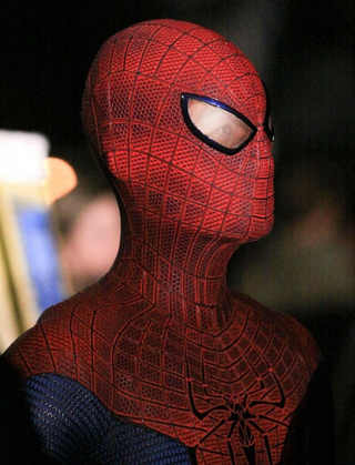 Illustration for article titled The first Total Recall reboot set photos reveal the police of the future! Plus see an extreme closeup of the new Spider-Man costume!